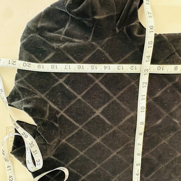 Et Vous Paris Black Velvet Burnout Diamond Pattern Mock Neck Top Women's Size M - Picture 8 of 8